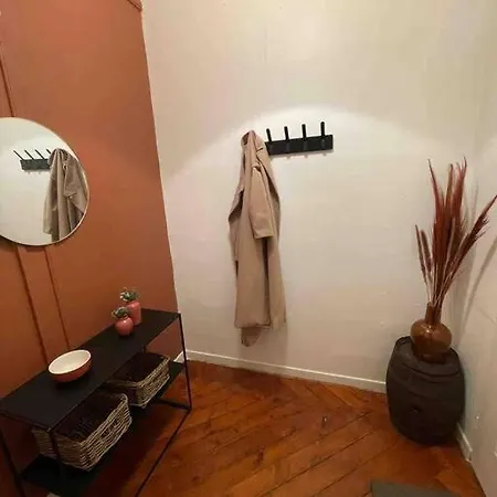La Debacle Des Sentiments - T2 Centre Apartment *